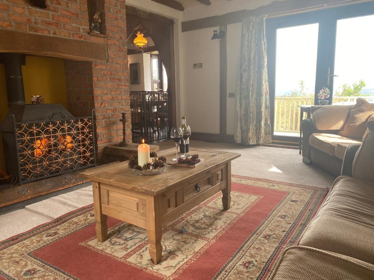 Beautiful Secluded Farmhouse With Hot Tub Villa Barmouth Exterior photo