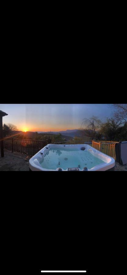 Beautiful Secluded Farmhouse With Hot Tub Villa Barmouth Exterior photo