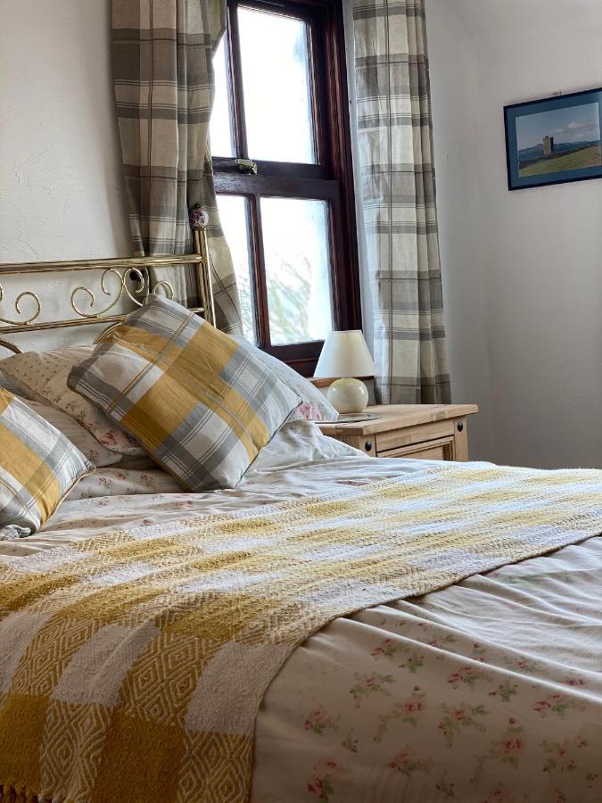Beautiful Secluded Farmhouse With Hot Tub Villa Barmouth Exterior photo